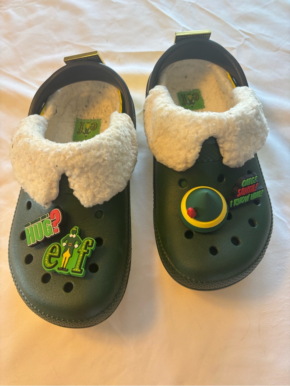 Buddy the Elf Olive Green  Men’s 4 Women’s 6 Sherpa-Lined Crocs Slippers